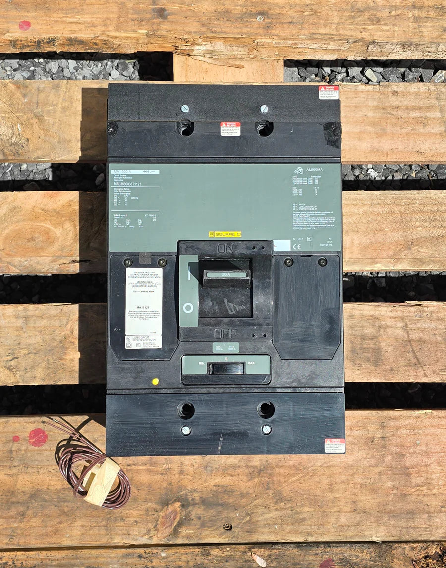 Square D MAL3660033T1121 600A 3 Pole Thermal Magnetic MCCB with 120VAC UVR – Bolt On – 600V