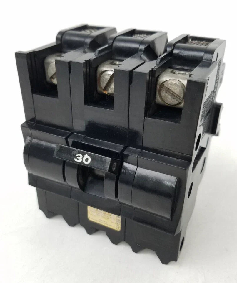 NB232030 - Federal Pacific - Molded Case Circuit Breaker